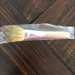 Bare escentuals soft sweep cheek brush